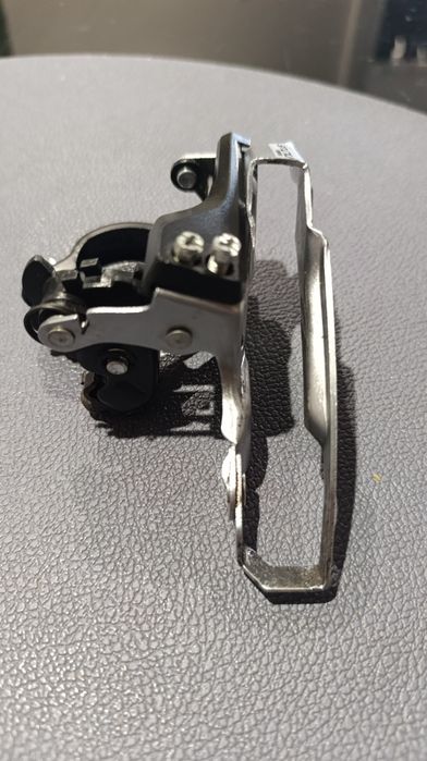 Desviador dianteiro Shimano Altus FD-M370 3x9