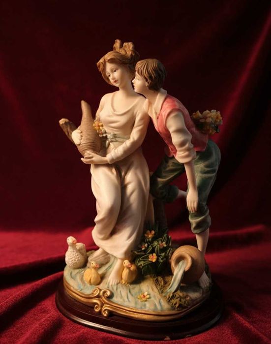 Колекційна статтуетка