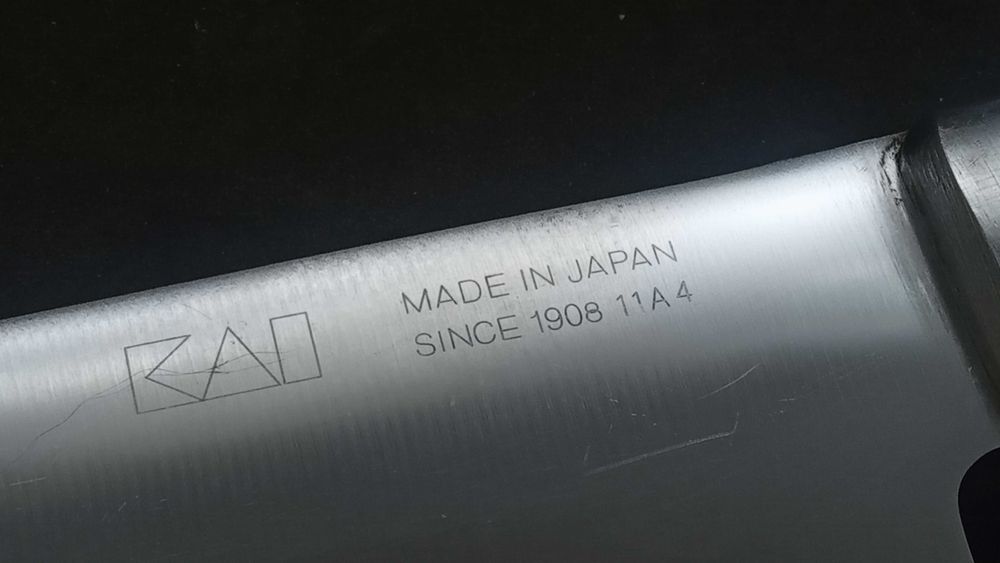 Nóż japoński KAI 関孫六    Sekimagoroku  seria 3000 santoku