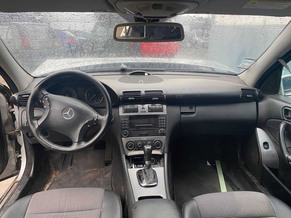 Peças para Mercedes c220