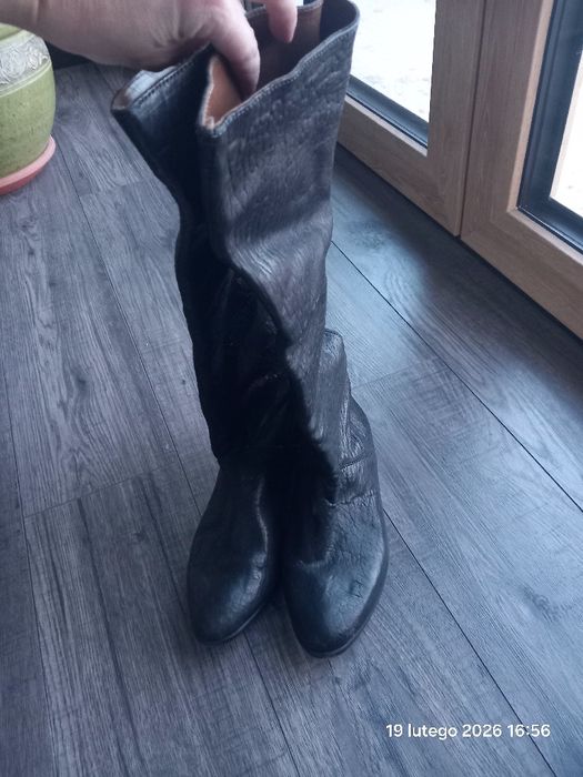 Skórzane kozaki Zara niski obcas czarne roz 37