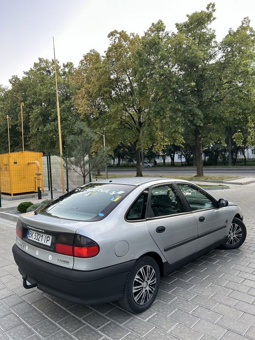 Рено лагуна 2.0 бензин