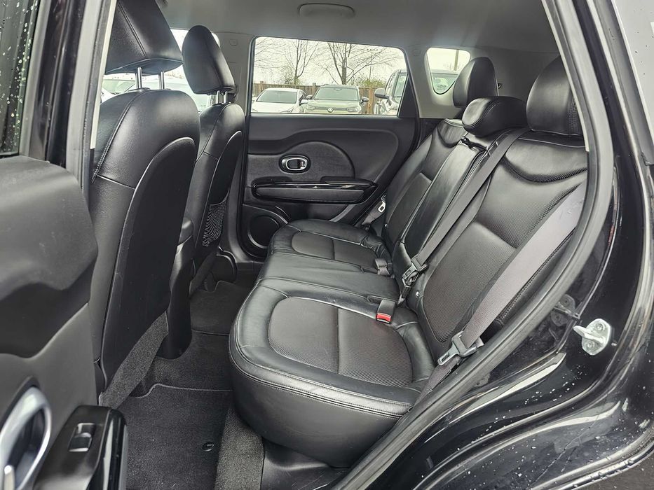 Kia Soul      2015