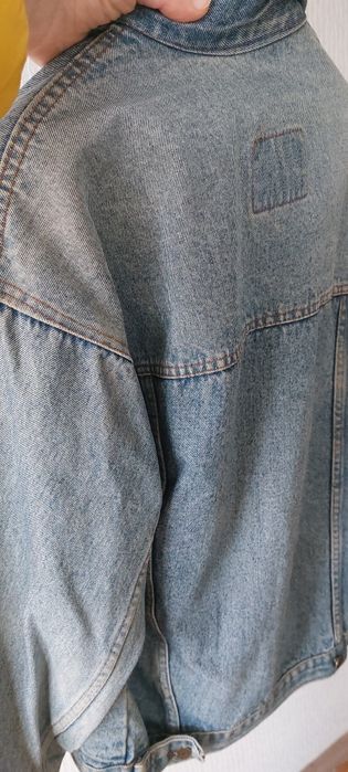 Джинсовая куртка