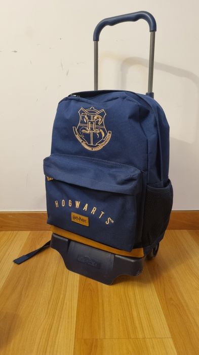 Mochila escolar  carro rodas Harry Potter