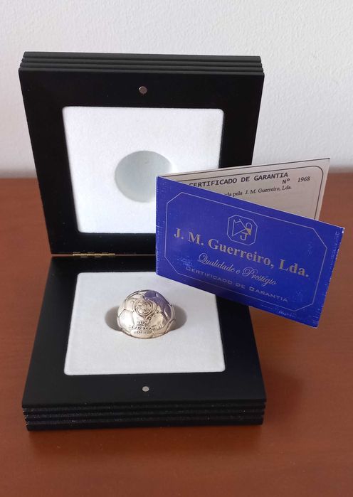 Prata - Bola comemorativa UEFA Euro 2004 Portugal