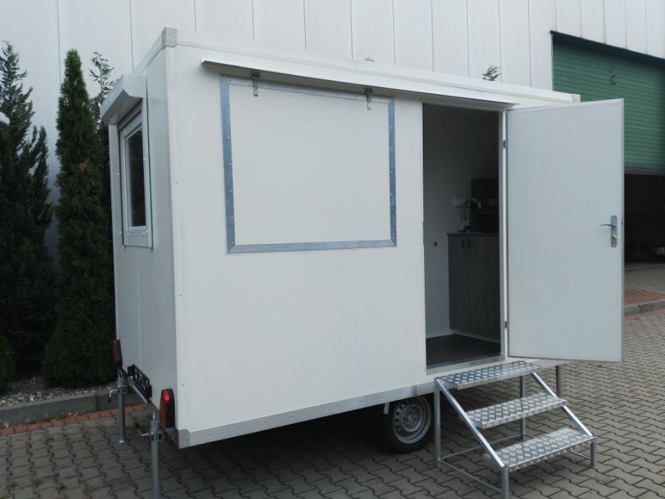 NOWA Przyczepa - kontener - socjalna / sanitarna DMC 750 kg