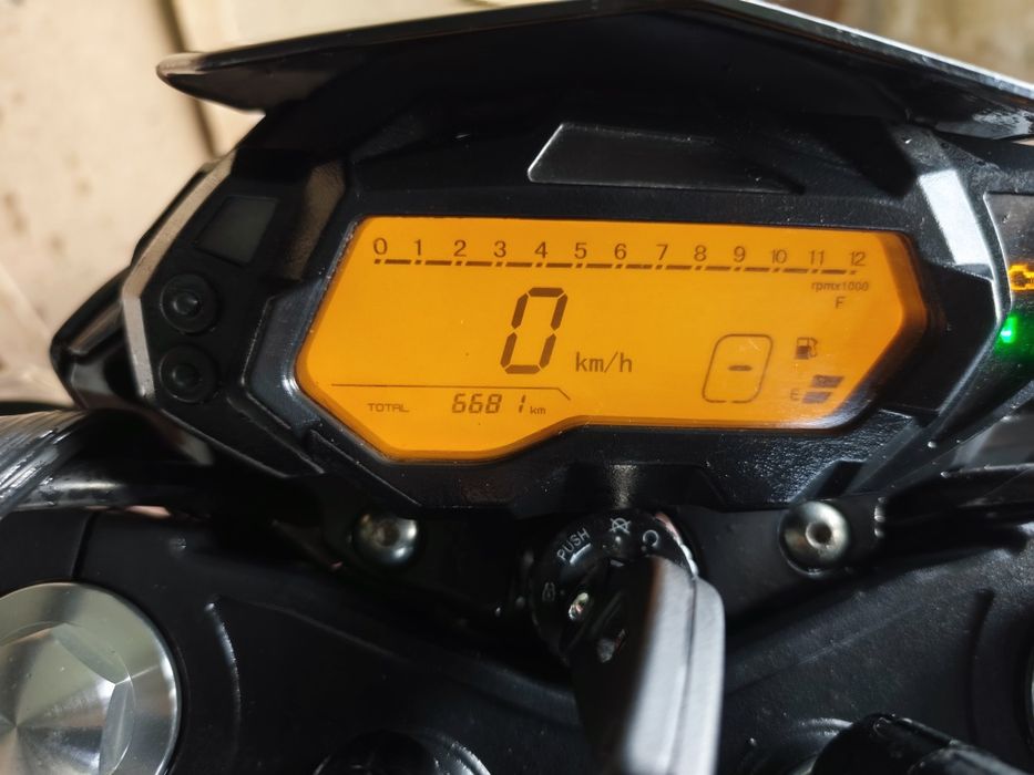 Benelli BN125 6.500km