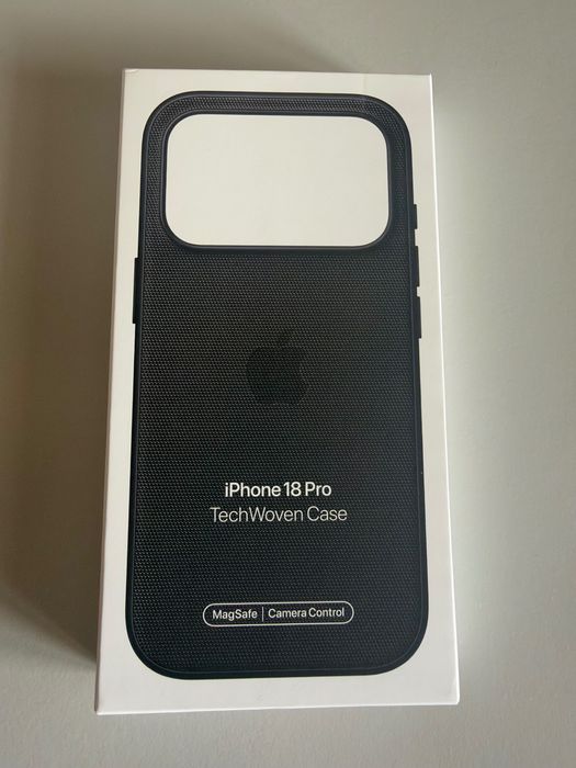 Apple TechWoven Case Preta para iPhone 18 PRO (nova caixa aberta)