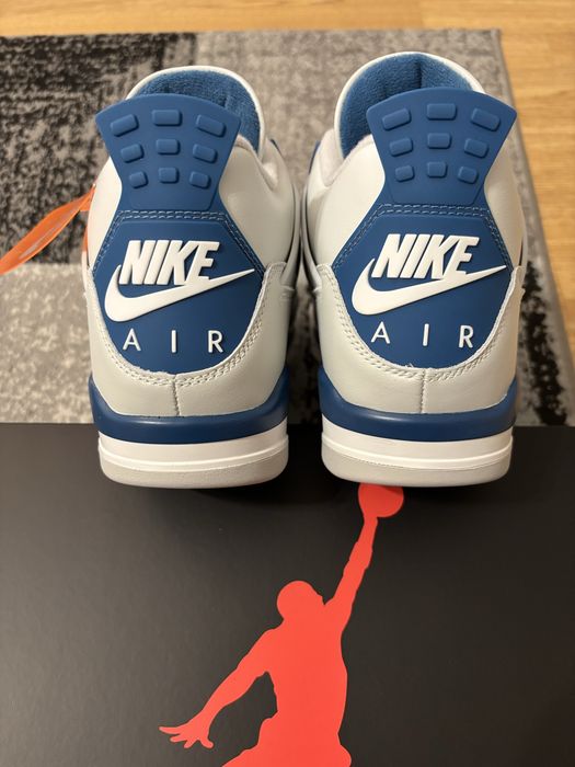 Jordan 4 Military Blue
