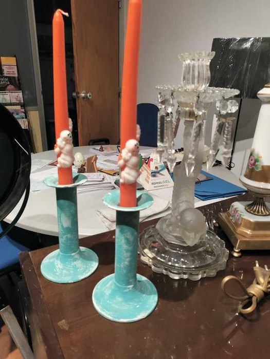 Par de castiçais em cerâmica "light green" com velas Halloween