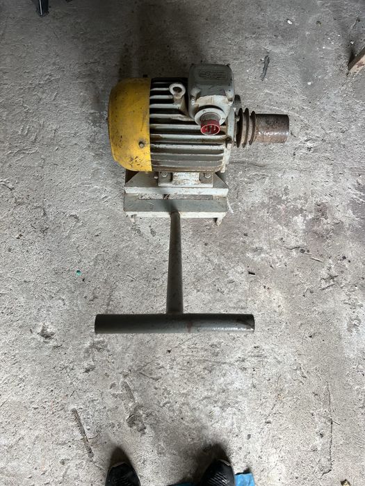 Silnik elektryczny indukcyjny INDUKTA 5,5 kW