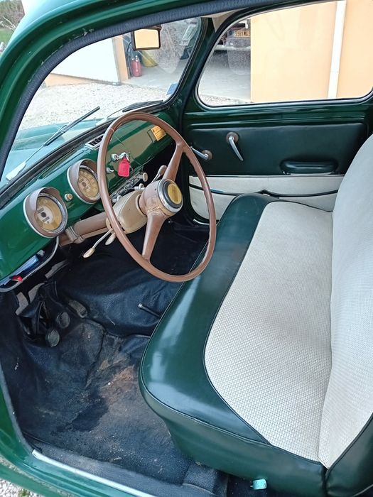 Carro clássico, ano 1954