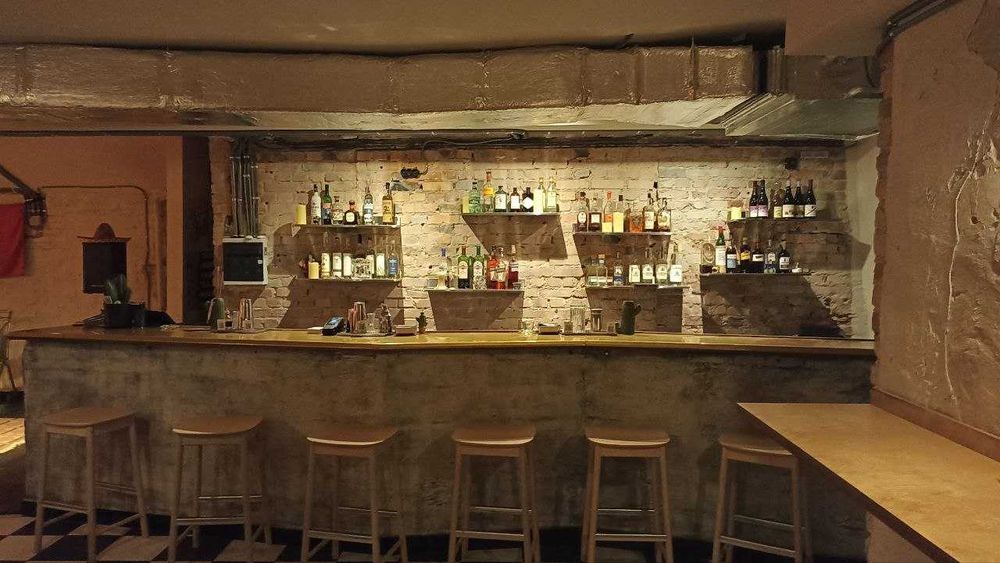 Na sprzedaż – bar w centrum Warszawy