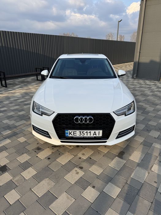 Audi A4 B9 2017 | 2.0 TFSI 190 к.с. | S-tronic