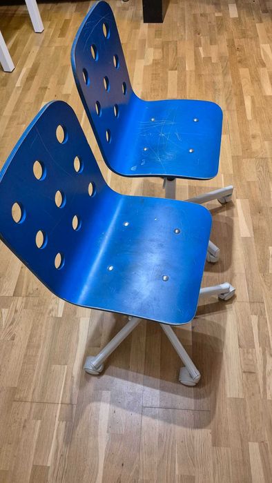 Ikea Jules krzesło biurkowe dla dzieci niebieskie białe