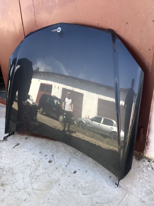 капот петли w204 c220 в НАЯВНОСТІ разборка шрот запчасти MERCEDES