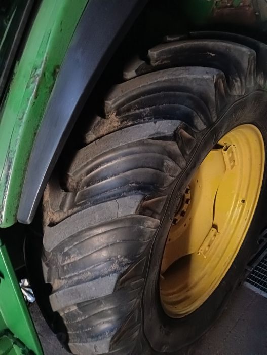 Opona 520/70/r38
