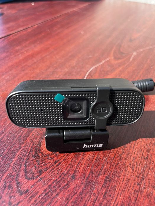 Nowa kamera internetowa Hama C-400 – Full HD, mikrofon, osłona prywatn