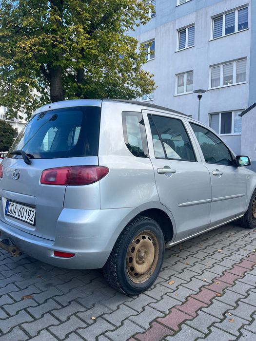 Mazda 21.4 benzyna 2004 r