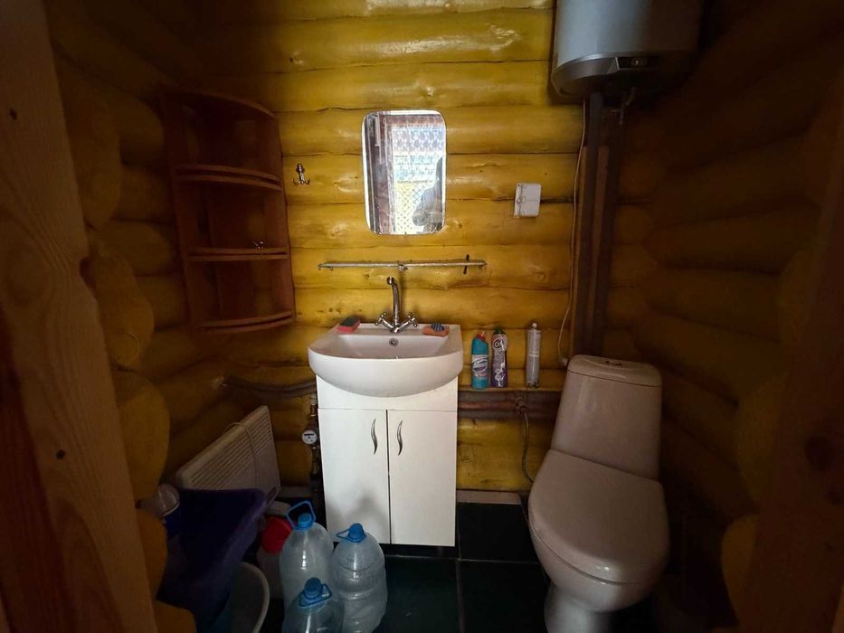 Продам будинок біля річки