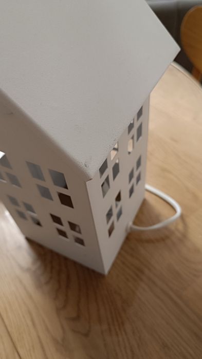 Lampka nocna DOMEK biały