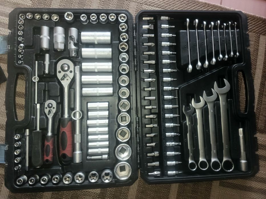 Набір ключів б/в Boxer