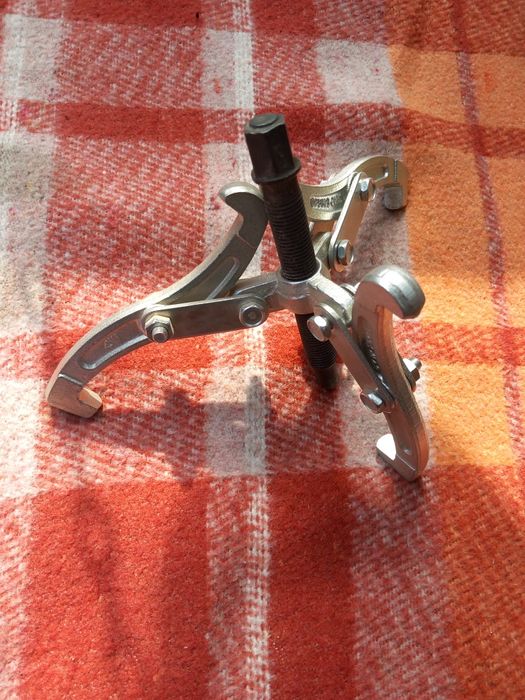 Szczągacz do łożysk.