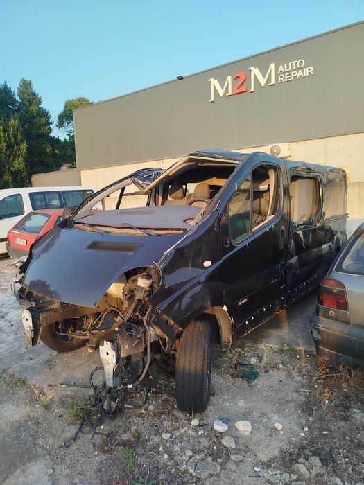 Nissan Primastar 2.0 dci 9 lugares