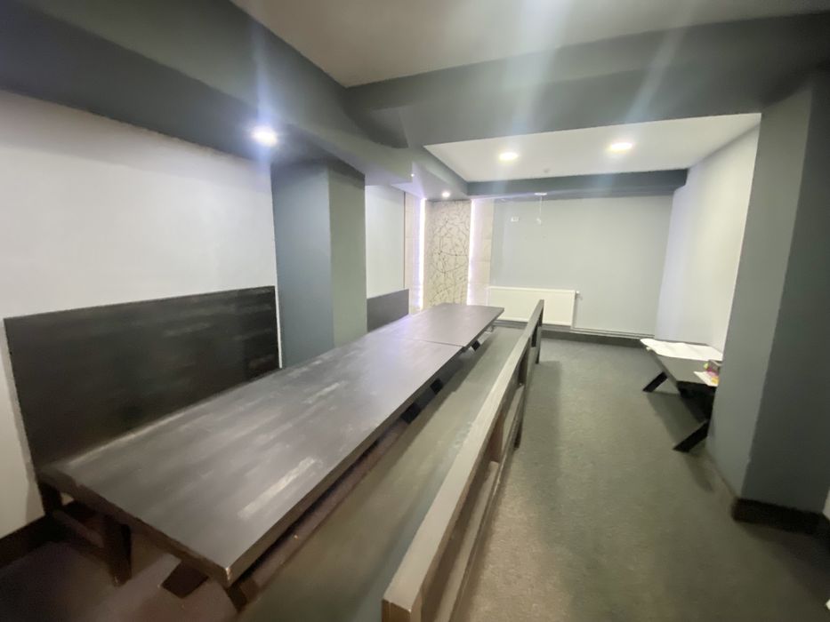 Продається комерційне приміщення.Терміново! 354 м². Офіси. ТЦ. 550$/м²