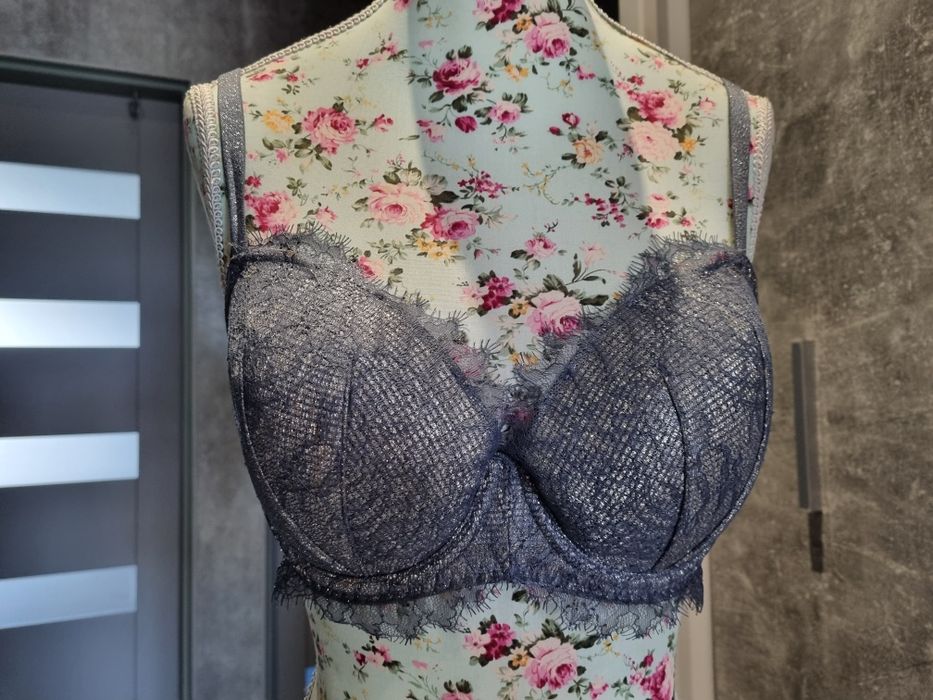 Biustonosz Victoria's Secret 70E 32DD F70
