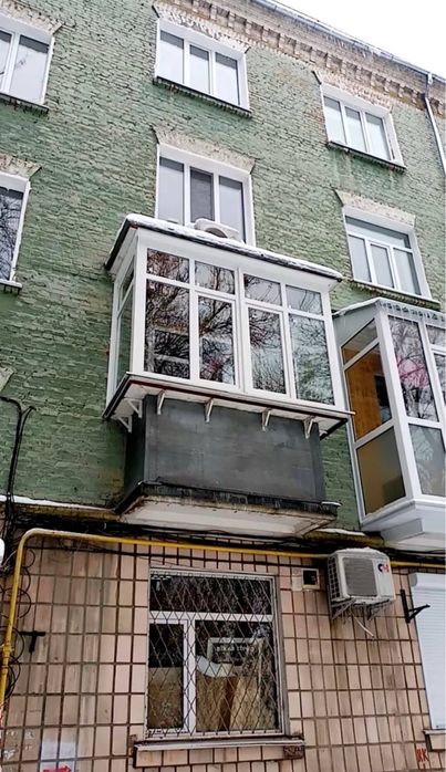 Ремонт балкона обшивка і утеплення балкона ремонт балкону недорого засклення балкона