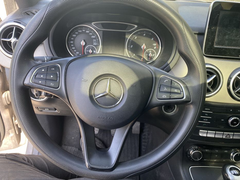 MERCEDES B 180 CDI  ANO 2016
