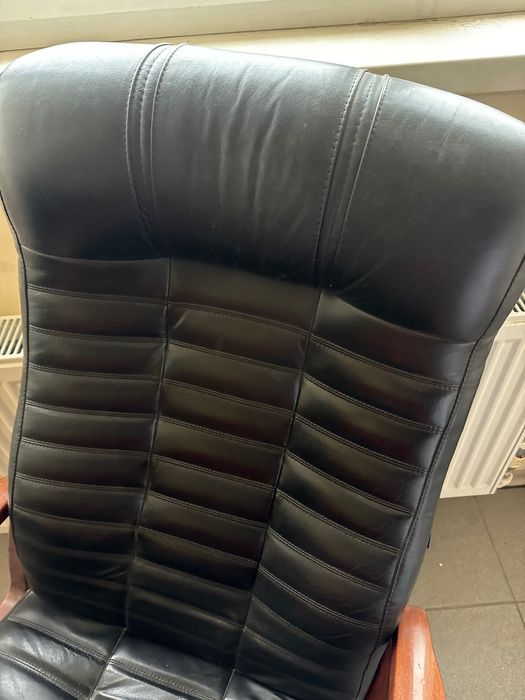 Кресло руководителя офисное кожа