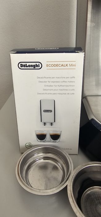 Máquina de café Delonghi Dedica Style