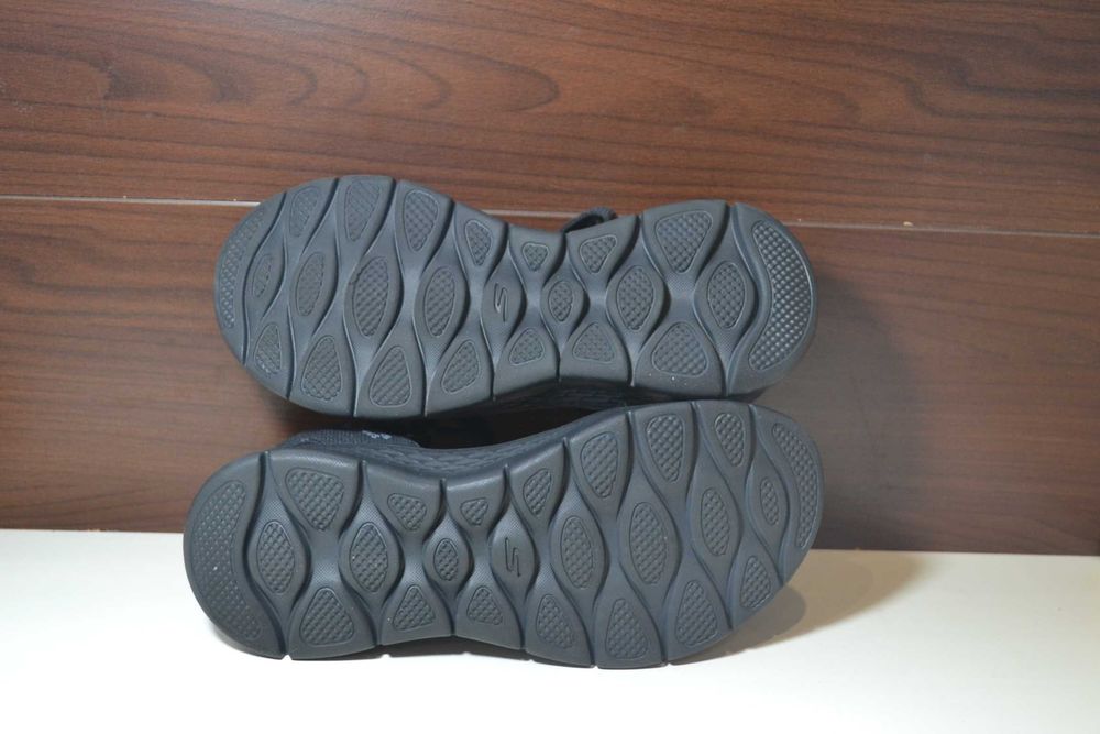 skechers 39-40р сандалии босоножки оригинал