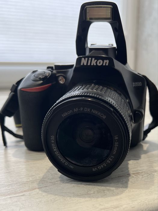 Фотоапарат Nikon D3500 kit
