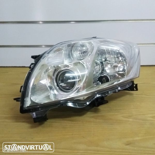 Farol Toyota Auris modelo: 2007 até 2010 novo