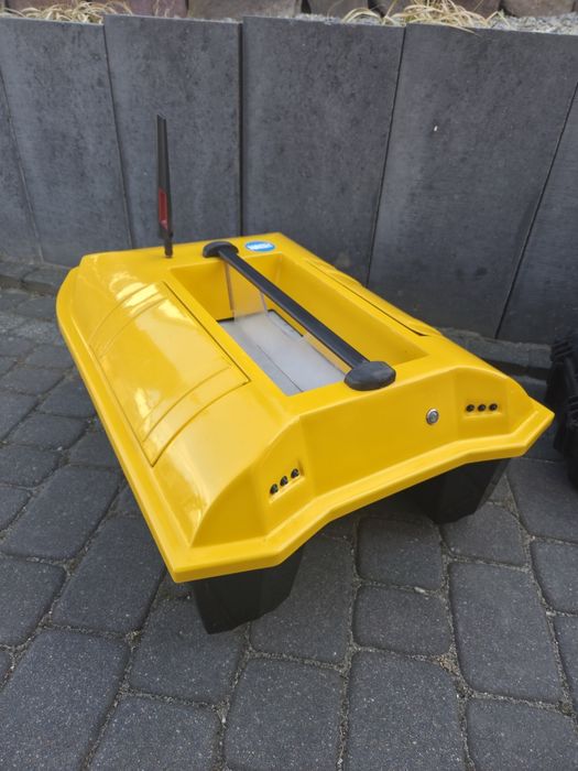Łódka zanętowa Magnum toslon tf500