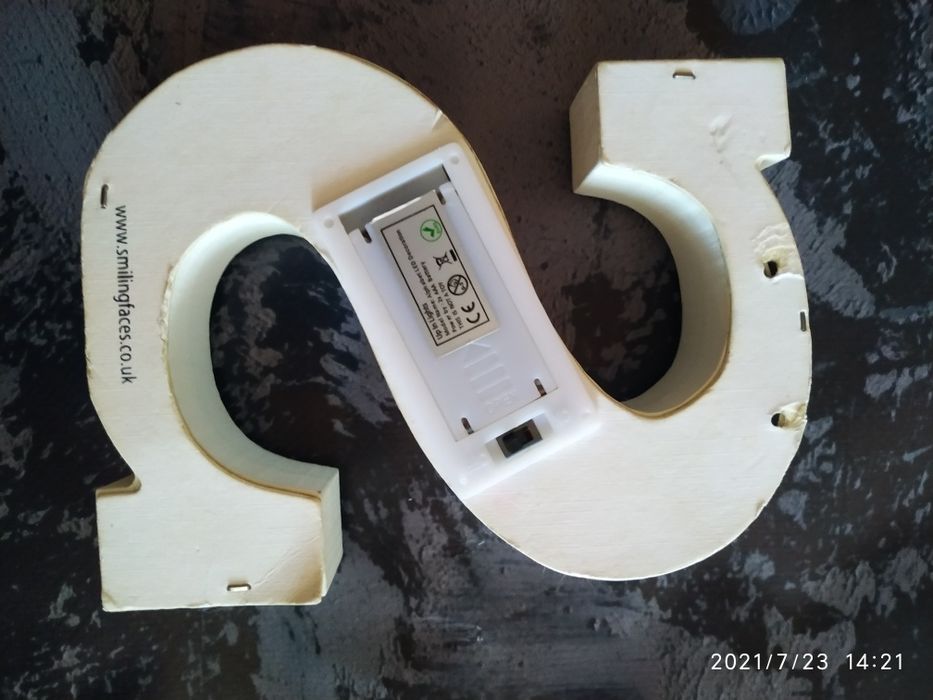 Декоративные светящиеся буквы