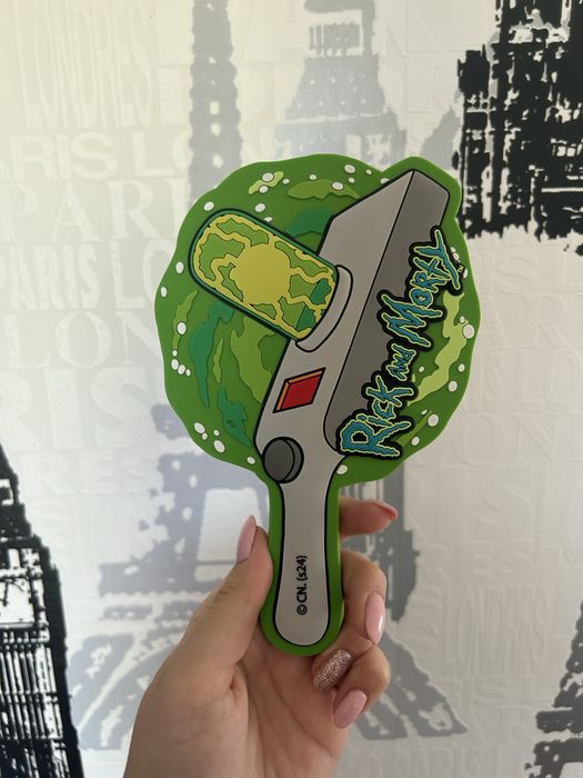 Lusterko Sheglam x Rick and Morty