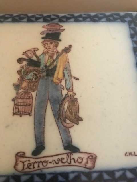 Azulejo profissões  - Ferro Velho