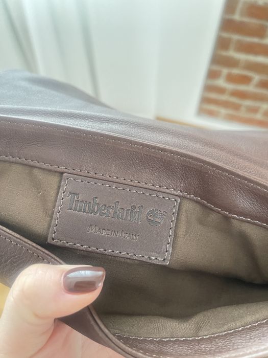 Шкіряна шоколадна сумка Timberland