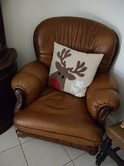 Sofá cama e dois cadeirões