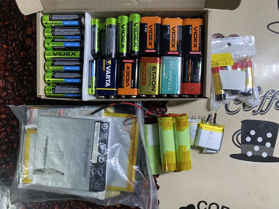 Акмулятори до телефонів різні б/у 50 грн