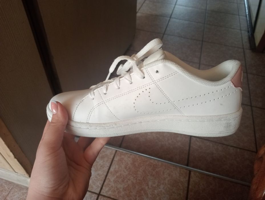 Buty Nike białe oryginalne
