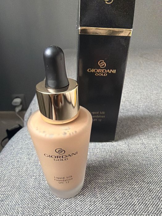 Podkład Liquid Silk z Oriflame