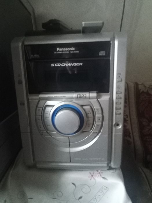 Музыкальный центр