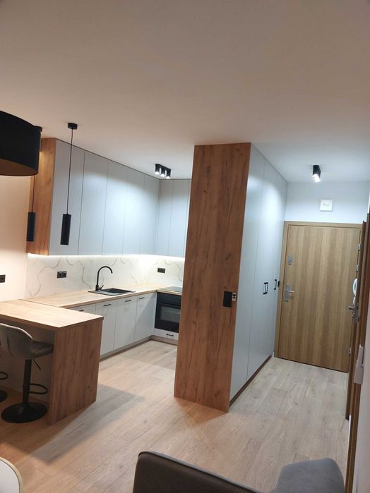 Mieszkanie 2 pokoje, apartamenty parkowe, garaż podziemny + komórka