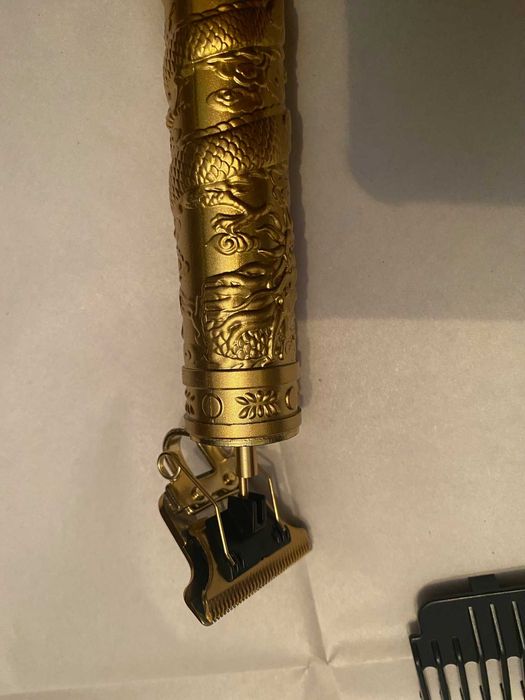 Машинка  для стрижки волос